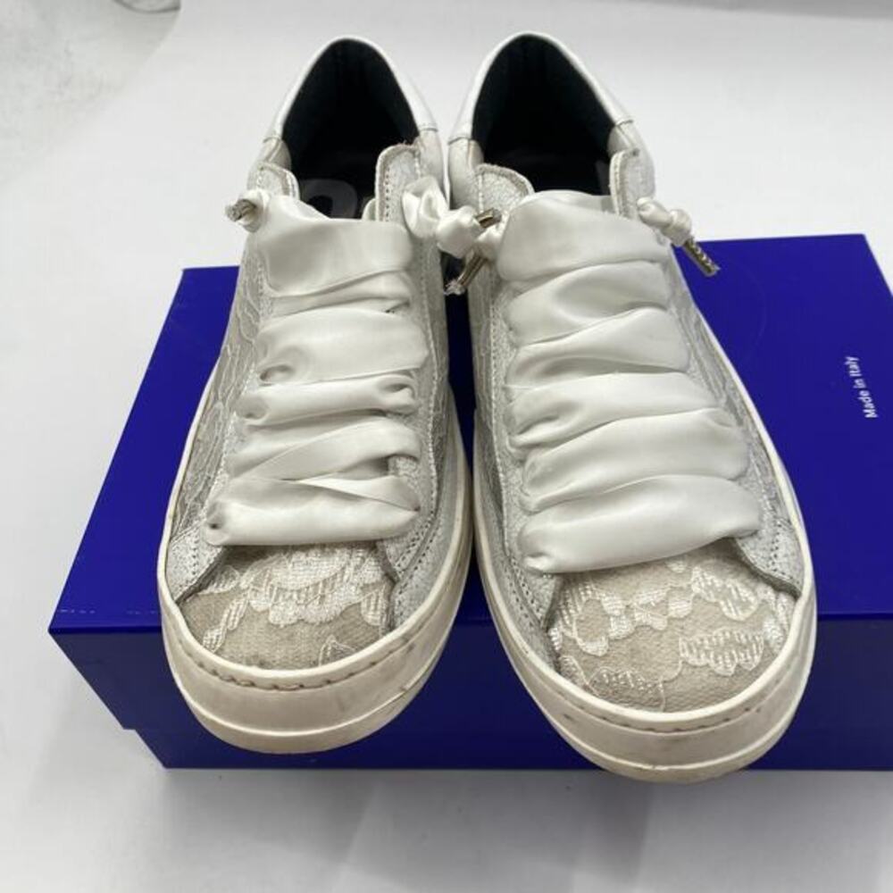 🛍️‎ P448 John Fiore White Lace Sneakers - Picture 3 of 6